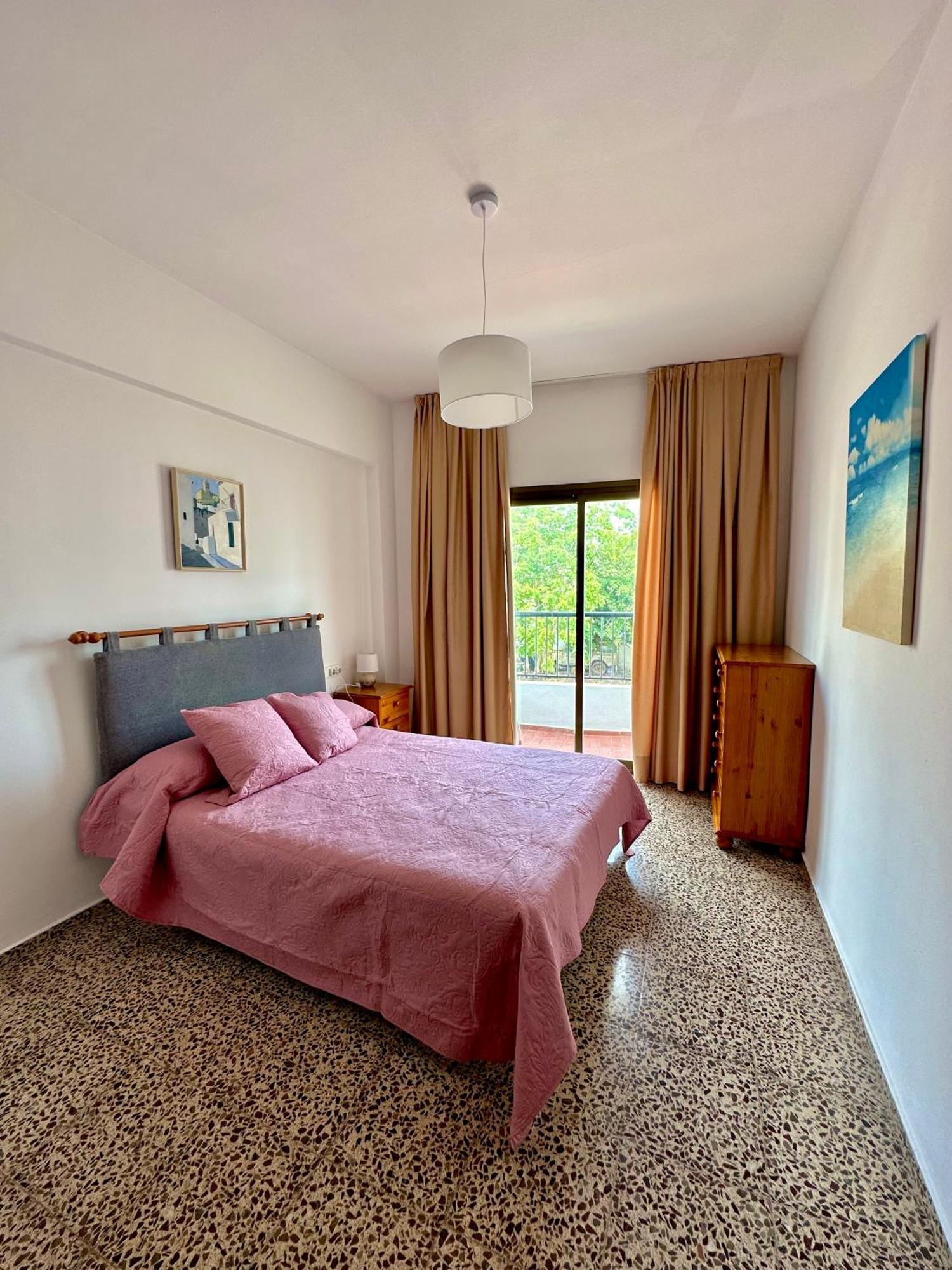 Hostal Y Apartamentos Santa Eulalia Santa Eularia des Riu Eksteriør bilde
