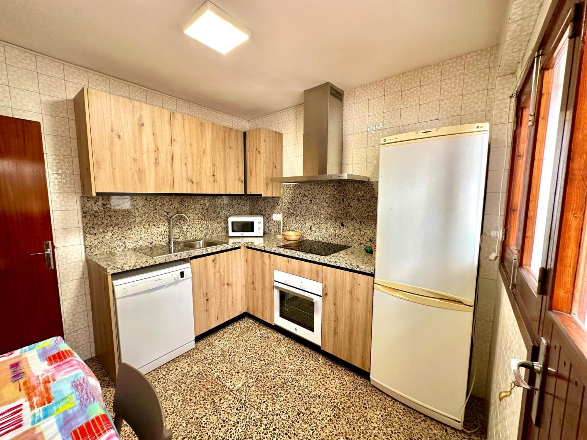 Hostal Y Apartamentos Santa Eulalia Santa Eularia des Riu Eksteriør bilde